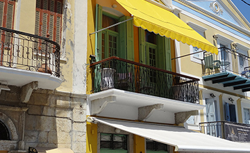 toldo decorativo amarillo