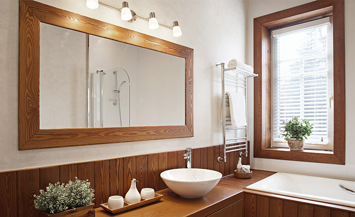 Veneciana de imitación madera para el cuarto de baño